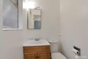 15269 Densmore Ave N, Shoreline, WA 98133 - Photo 12