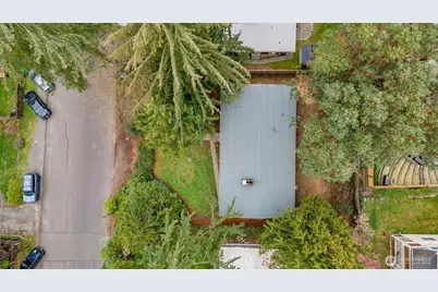 15269 Densmore Avenue N, Shoreline, WA 98133 - Photo 16