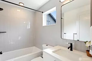 13010 NE 113th St, Kirkland, WA 98033 - Photo 16