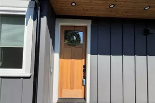 13010 NE 113th St, Kirkland, WA 98033 - Photo 2