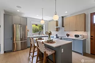 13010 NE 113th St, Kirkland, WA 98033 - Photo 8