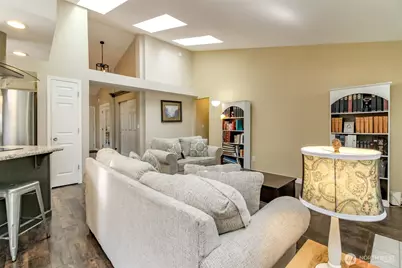 609 Cherry Street E, Tacoma, WA 98445 - Photo 6