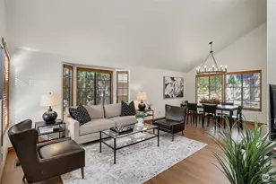 24238 SE 43rd Ct, Sammamish, WA 98029 - Photo 4