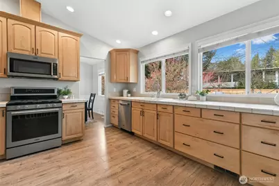 2413 101st Street SE, Everett, WA 98208 - Photo 8