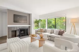 1336 Bellevue Way NE, Bellevue, WA 98004 - Photo 2