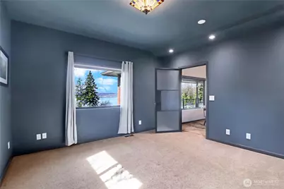 25641 Marine View Drive S, Des Moines, WA 98198 - Photo 16