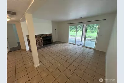3707 Northshore Boulevard NE, Tacoma, WA 98422 - Photo 6
