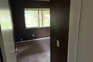 3707 Northshore Blvd NE, Tacoma, WA 98422 - Photo 2