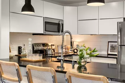 2250 NW 58th Street #302, Seattle, WA 98107 - Photo 6