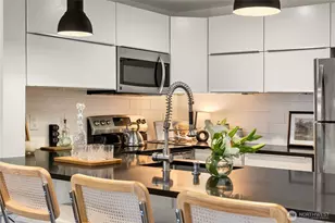 2250 NW 58th St, Seattle, WA 98107 - Photo 6