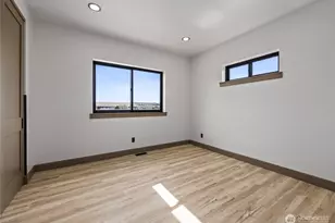 8227 Comox Rd, Blaine, WA 98230 - Photo 22