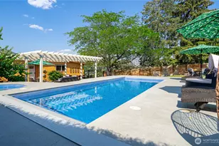 621 Mountain View Dr, Chelan, WA 98816 - Photo 10