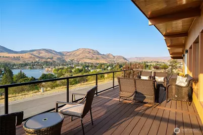 621 Mountain View Dr, Chelan, WA 98816 - Photo 26