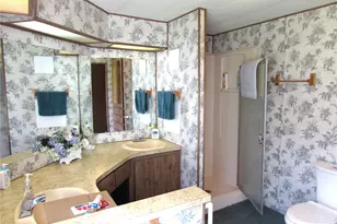 5900 64th St NE, Marysville, WA 98270 - Photo 34