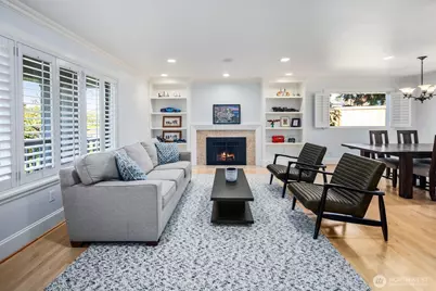 6030 Ann Arbor Avenue NE, Seattle, WA 98115 - Photo 6