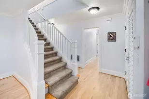 6030 Ann Arbor Ave NE, Seattle, WA 98115 - Photo 18
