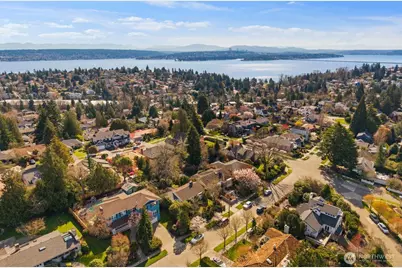 6030 Ann Arbor Avenue NE, Seattle, WA 98115 - Photo 38