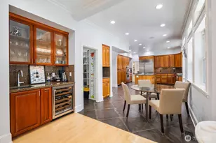 6030 Ann Arbor Ave NE, Seattle, WA 98115 - Photo 14