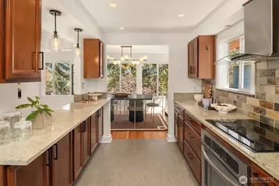 11544 24th Avenue NE, Seattle, WA 98125 - Photo 12