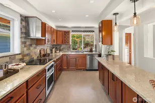 11544 24th Ave NE, Seattle, WA 98125 - Photo 10