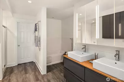 11544 24th Avenue NE, Seattle, WA 98125 - Photo 18