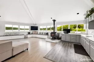 17203 NE 45th St, Redmond, WA 98052 - Photo 26