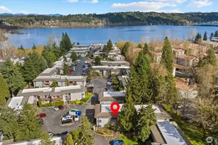 17203 NE 45th St, Redmond, WA 98052 - Photo 2