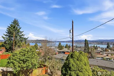 11038 Auburn Avenue S, Seattle, WA 98178 - Photo 18