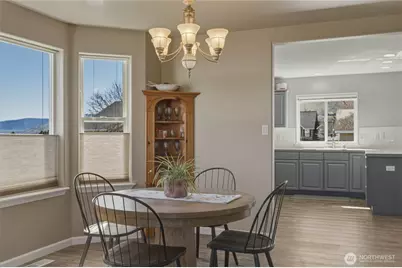 2217 Michael Brooke, Wenatchee, WA 98801 - Photo 14