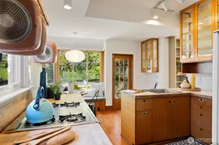 1204 17th Ave E, Seattle, WA 98112 - Photo 12