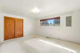 334 Wells Ave N, Renton, WA 98056 - Photo 16