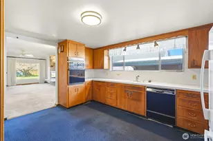 334 Wells Ave N, Renton, WA 98056 - Photo 8