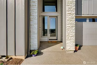 123 W 13th Way, La Center, WA 98629 - Photo 2