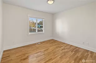 6826 N 11th St, Tacoma, WA 98406 - Photo 24