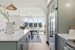 4584 22nd Ave SW, Seattle, WA 98106 - Photo 4