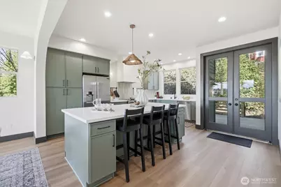 4584 22nd Avenue SW #A, Seattle, WA 98106 - Photo 6