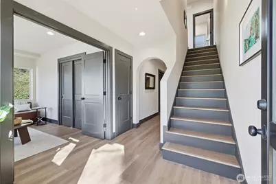 4584 22nd Avenue SW #A, Seattle, WA 98106 - Photo 4