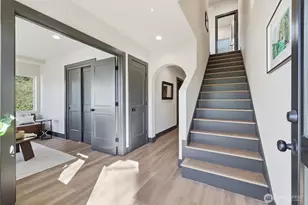 4584 22nd Ave SW, Seattle, WA 98106 - Photo 4