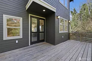 4584 22nd Ave SW, Seattle, WA 98106 - Photo 8