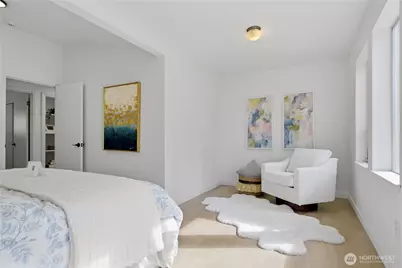 527 N 200th Street, Shoreline, WA 98133 - Photo 18