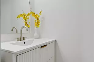 527 N 200th St, Shoreline, WA 98133 - Photo 22