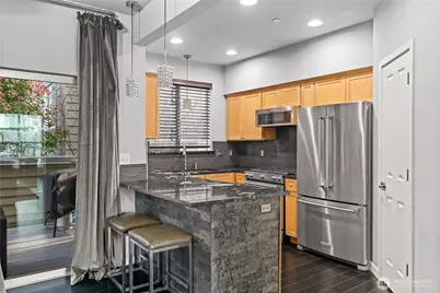 2365 Yakima Ct, Tacoma, WA 98405 - Photo 14