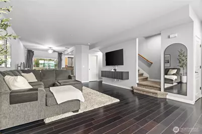 2365 Yakima Ct, Tacoma, WA 98405 - Photo 6