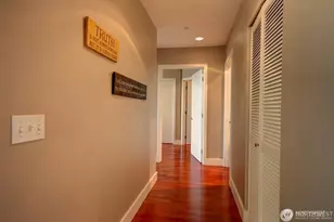 220 1st St, Kirkland, WA 98033 - Photo 10