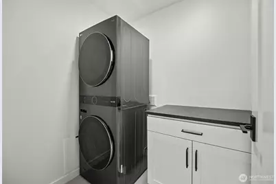 11242 Evanston Avenue N #B, Seattle, WA 98133 - Photo 22