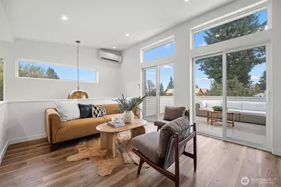 11242 Evanston Avenue N #B, Seattle, WA 98133 - Photo 16