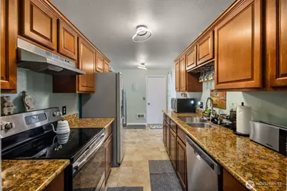 31845 18th Avenue SW #34D, Federal Way, WA 98023 - Photo 4