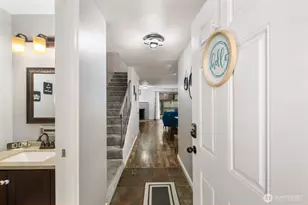 31845 18th Ave SW, Federal Way, WA 98023 - Photo 2