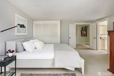 901 11th Avenue E, Seattle, WA 98102 - Photo 26