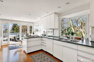 901 11th Ave E, Seattle, WA 98102 - Photo 16